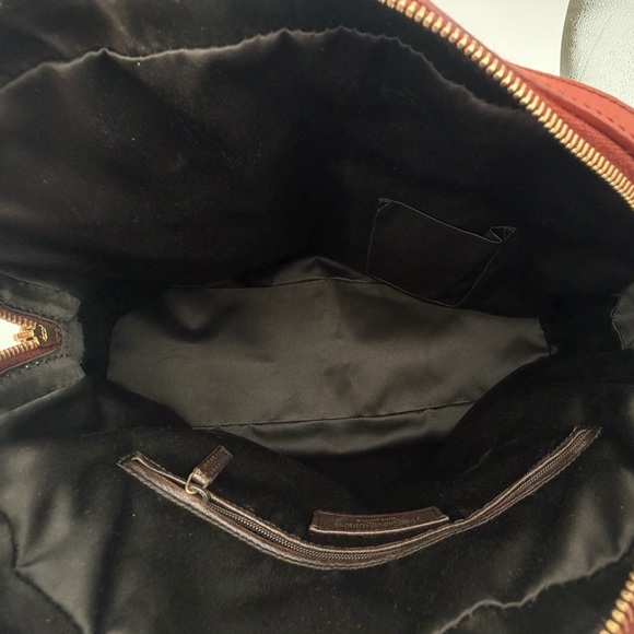 Yves Saint Laurent MUSE LEATHER SHOULDER BAG – BRICK RED - Picture 9 of 10